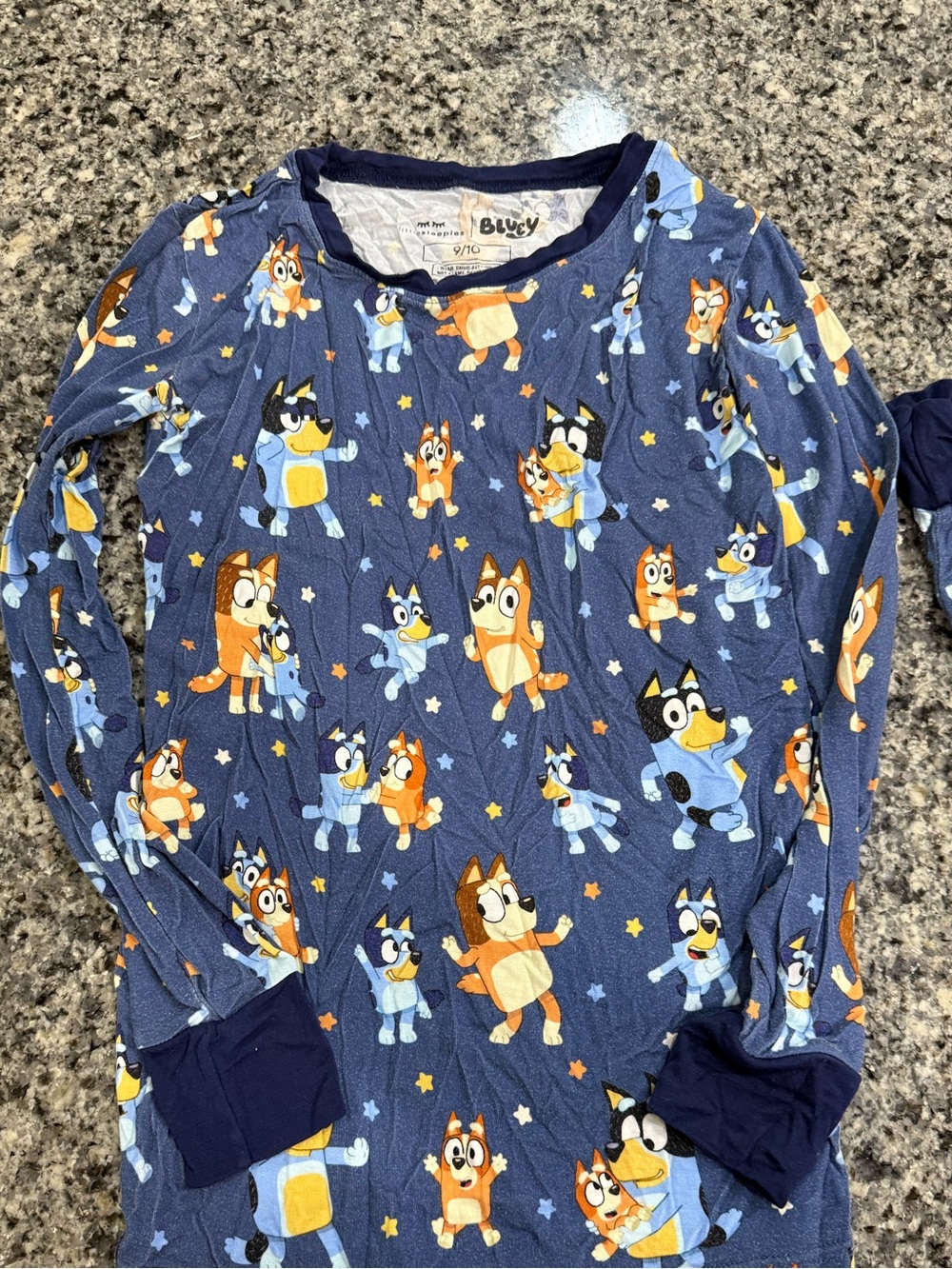 Little Sleepies Bluey PJ’s - 9/10 - Picture 3 of 12